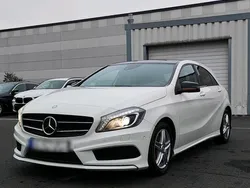 Weiß Gebraucht 2014 Mercedes A200 AMG line Limousine | 15.500 €