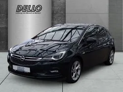 Grün Gebraucht 2017 Opel Astra Innovation Limousine | 10.990 € (Fairer Preis)