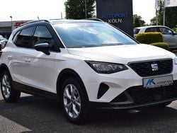 Weiß Gebraucht 2024 Seat Arona FR SUV | 18.890 €