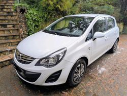 Weiß Gebraucht 2014 Opel Corsa Energy Kleinwagen | 6.400 € (Etwas zu teuer)