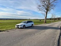 Weiß Gebraucht 2016 Mercedes E220 Avantgarde Kombi | 16.999 € (Teuer)
