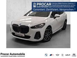 Weiß Gebraucht 2023 BMW 225 Active Tourer M Sport Van / Kleinbus | 34.380 € (Fairer Preis)