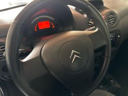 Silber Gebraucht 2004 Citroën C3 Kleinwagen | 2.500 € (Fairer Preis)