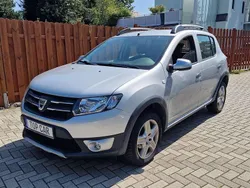 Platingrau Gebraucht 2013 Dacia Sandero Prestige Kleinwagen | 6.999 € (Fairer Preis)