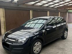 Schwarz Gebraucht 2006 Opel Astra Kleinwagen | 1.650 € (Guter Preis)