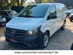 Weiß Gebraucht 2019 Mercedes Vito Van / Kleinbus | 22.999 € (Guter Preis)