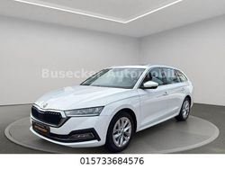 Weiß Gebraucht 2021 Skoda Octavia Style Kombi | 17.990 € (Fairer Preis)