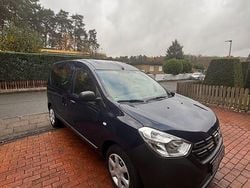 Blau Gebraucht 2019 Dacia Dokker Essentiel Van / Kleinbus | 10.900 € (Guter Preis)