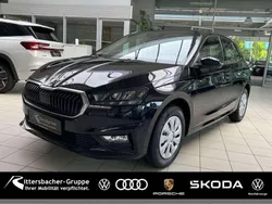 Blackmagic perleffekt Gebraucht 2025 Skoda Fabia Essence Kleinwagen | 19.990 € (Fairer Preis)