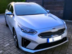 Silber Gebraucht 2021 Kia Ceed Sportswagon Platinum Kombi | 21.000 € (Superpreis)