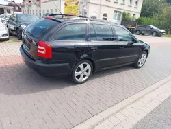 Schwarz Gebraucht 2006 Skoda Octavia Kombi | 4.100 € (Teuer)