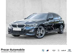 Black sapphire Gebraucht 2022 BMW 330e M Sport Kombi | 39.440 € (Teuer)