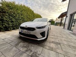 Weiß Gebraucht 2020 Kia ProCeed Kleinwagen | 21.899 € (Guter Preis)