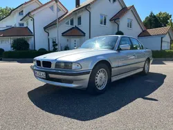 Silber Gebraucht 1996 BMW 735 Limousine | 8.500 € (Teuer)