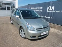 Silber Gebraucht 2005 Toyota Corolla Verso Sol Van / Kleinbus | 6.789 € (Etwas zu teuer)