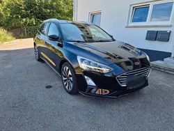 Schwarz Gebraucht 2019 Ford Focus Titanium Kombi | 12.890 € (Fairer Preis)