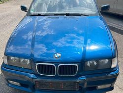 Blau Gebraucht 1997 BMW 318 Cabriolet Basis Cabrio | 5.000 € (Superpreis)