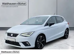 Weiß Gebraucht 2024 Seat Ibiza Beats Limousine | 25.500 € (Teuer)