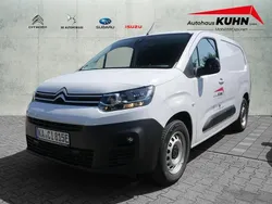 Weiss Gebraucht 2023 Citroën e-Berlingo Van / Kleinbus | 25.880 € (Etwas zu teuer)