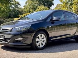 Schwarz Gebraucht 2014 Opel Astra Limousine | 8.999 € (Fairer Preis)