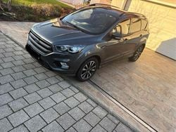 Grau Gebraucht 2019 Ford Kuga ST-Line SUV | 18.900 € (Guter Preis)