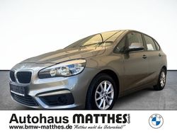 Silber Gebraucht 2015 BMW 218 Active Tourer Performance Van / Kleinbus | 10.950 € (Guter Preis)