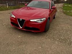 Rot Gebraucht 2020 Alfa Romeo Giulia Limousine | 28.000 € (Etwas zu teuer)