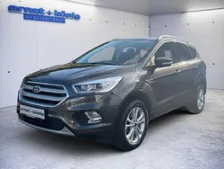 Grau Gebraucht 2020 Ford Kuga Titanium SUV | 21.970 € (Fairer Preis)