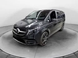 Grau Gebraucht 2023 Mercedes V300 AMG Van / Kleinbus | 61.990 € (Guter Preis)