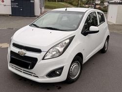 Weiß Gebraucht 2013 Chevrolet Spark Kleinwagen | 2.100 € (Guter Preis)