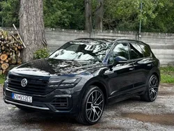 Schwarz Gebraucht 2019 VW Touareg R-line SUV | 33.990 € (Teuer)