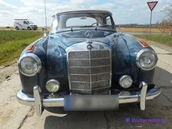 Blau Gebraucht 1960 Mercedes 220 SE Cabrio | 150.000 €