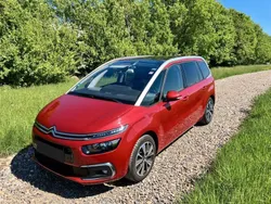 Rot Gebraucht 2017 Citroën Grand C4 Picasso SELECTION Van / Kleinbus | 13.950 € (Fairer Preis)
