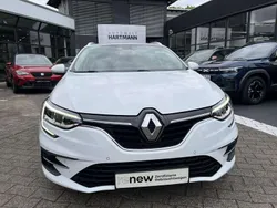 Arktis weiß Gebraucht 2022 Renault Mégane IV Business Kombi | 17.990 € (Fairer Preis)