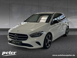 Unilack polarweiß Gebraucht 2021 Mercedes B200 Progressive Van / Kleinbus | 23.790 € (Fairer Preis)