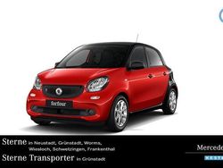 Karosserie in cadmium red Gebraucht 2018 Smart ForFour Electric Drive Passion Limousine | 8.990 € (Fairer Preis)