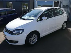 Weiß Gebraucht 2012 VW Golf Plus Comfortline Van / Kleinbus | 7.990 € (Etwas zu teuer)
