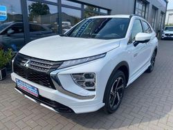 Weiß Gebraucht 2022 Mitsubishi Eclipse Cross Plus SUV | 26.950 € (Fairer Preis)