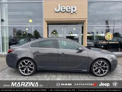 Grau Gebraucht 2015 Opel Insignia OPC Limousine | 13.999 € (Fairer Preis)