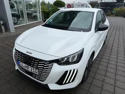 Weiß Neu 2024 Peugeot 208 Allure Kleinwagen | 20.400 € (Guter Preis)