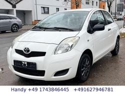 Weiß Gebraucht 2010 Toyota Yaris Basis Kleinwagen | 1.590 € (Fairer Preis)