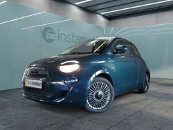 Grün Gebraucht 2022 Fiat 500e Icon Limousine | 23.500 € (Etwas zu teuer)