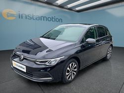 Schwarz Gebraucht 2022 VW Golf VIII Kleinwagen | 19.849 € (Guter Preis)