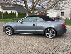 Grau Gebraucht 2012 Audi S5 Cabriolet Sport Cabrio | 27.800 €