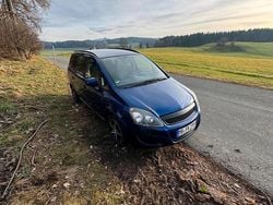 Blau Gebraucht 2011 Opel Zafira Van / Kleinbus | 1.800 € (Superpreis)