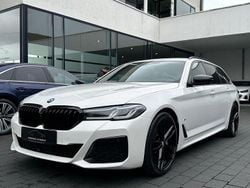 Weiß Gebraucht 2023 BMW 540 M Sport Kombi | 47.890 € (Fairer Preis)