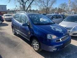 Blau Gebraucht 2003 Chevrolet Tacuma CDX Van / Kleinbus | 2.490 € (Guter Preis)