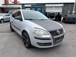 Silber Gebraucht 2008 VW Polo Trendline Kleinwagen | 2.600 € (Fairer Preis)