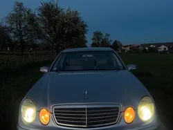 Grau Gebraucht 2004 Mercedes E200 Limousine | 3.900 € (Guter Preis)