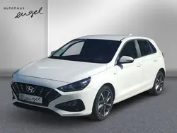 Atlas white Gebraucht 2023 Hyundai i30 Comfort Limousine | 19.989 € (Guter Preis)